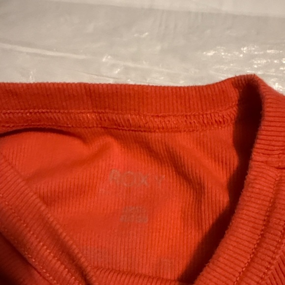 Roxy Red Ribbed Cropped Tank Top - Picture 2 of 2